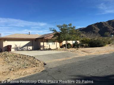 Main picture of 7077 Estrella Ave
