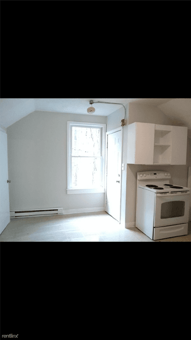 Main picture of 206 Crown St
