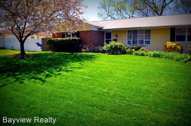 Main picture of 609 Brentwater Rd