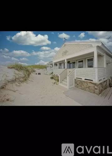 Main picture of 30 Concord Ave