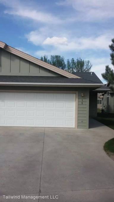 Main picture of 3955 Olympic Blvd