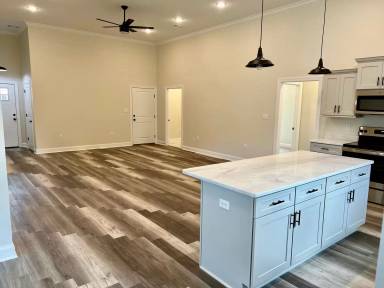 Main picture of 4801 Edgemont Dr