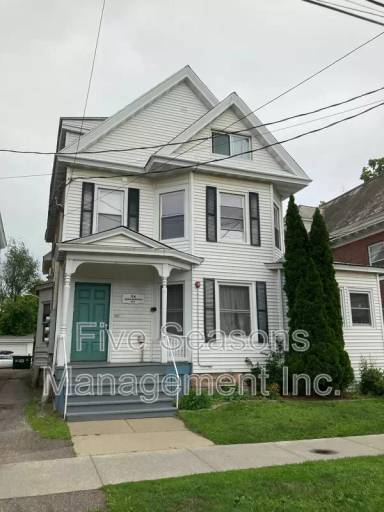 Main picture of 94 North Winooski Avenue