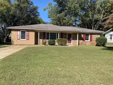 Main picture of 3300 Lockwood Ct SW