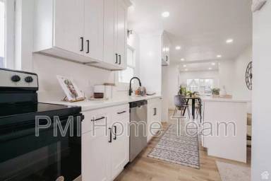 Main picture of 859 Binford St
