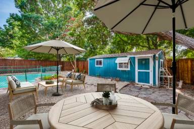 Main picture of 3003 Harlan Dr