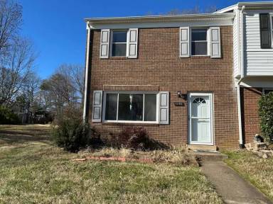 Main picture of 1246 Thomas Jefferson Pl