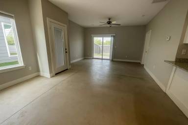 Main picture of 2624 W 55th St N