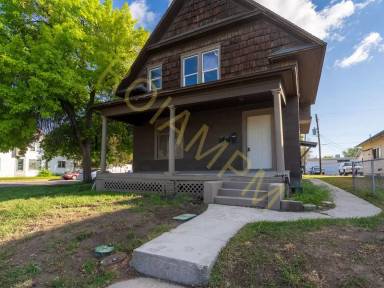 Main picture of 605 2nd Ave N