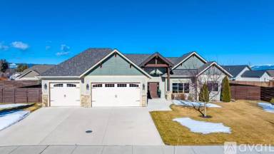 Main picture of 135 E Swift Creek Way