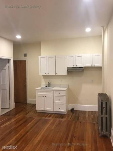 Main picture of 11 Englewood Ave