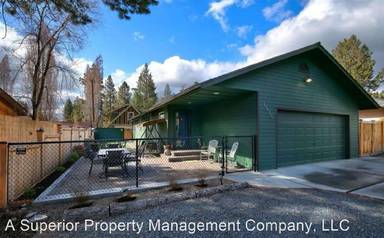 Main picture of 1525 NW Fresno Ave