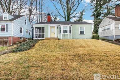Main picture of 1074 Jefferson Ave