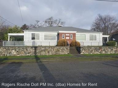 Main picture of 1470 SE 9th Ave