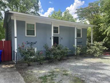 Main picture of 1129 Bedford Ave
