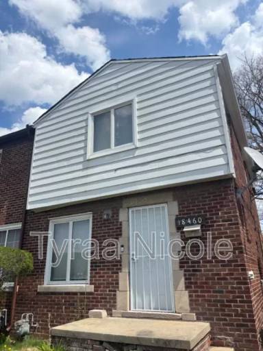 Main picture of 18460 Schaefer Hwy