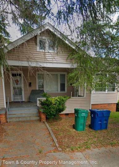 Main picture of 310 Cambridge Ave W