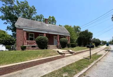 Main picture of 222 Merriman Ave
