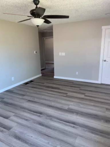 Main picture of 1715 S Dayton Pl