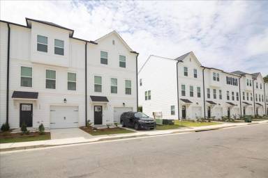 Main picture of 102 Werner Brook Way SW
