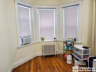 Main picture of 1203 Boylston St