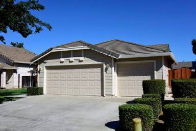 Main picture of 955 Coventry Cir