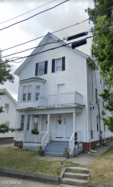 Main picture of 435 Walcott St