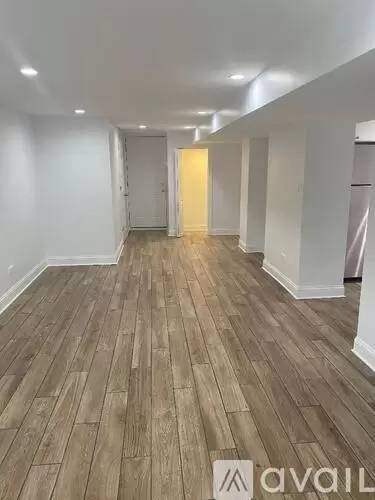 Main picture of 5658 N Hermitage Ave
