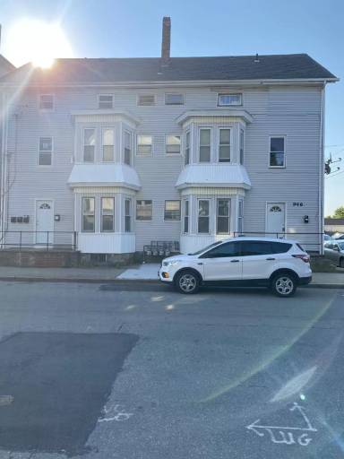 Main picture of 946 Rodman St