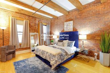 Main picture of 254 Friend St