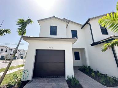 Main picture of 23422 SW 131st Ct