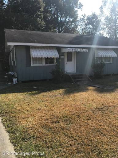 Main picture of 2865 Millerville Rd