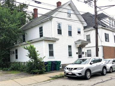 Main picture of 40 Middle St