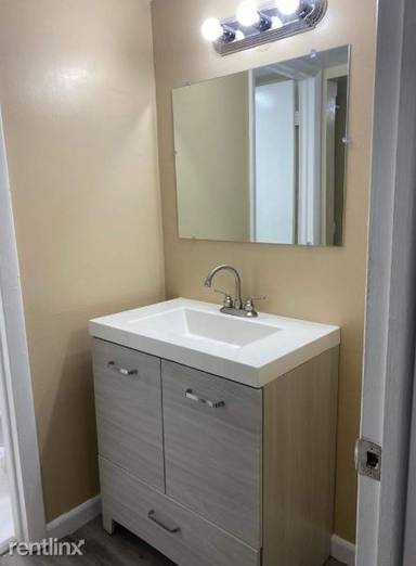 Main picture of Miramar Club Condo