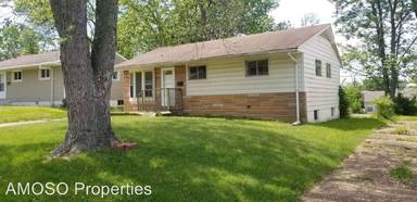 Main picture of 4908 Serena Cir NE