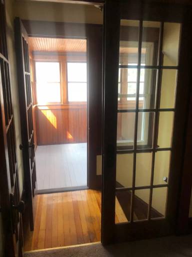 Main picture of 730 Winsor Ave