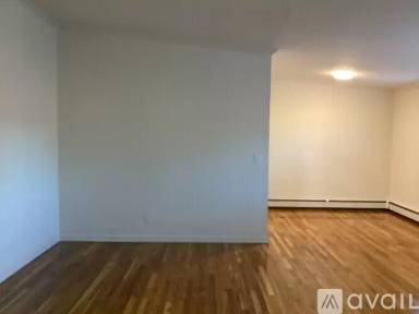 Main picture of 19 Wildwood Gdns