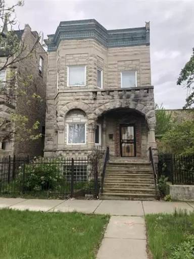 Main picture of 2937 W Washington Blvd