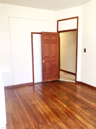 Main picture of 267 Covert St