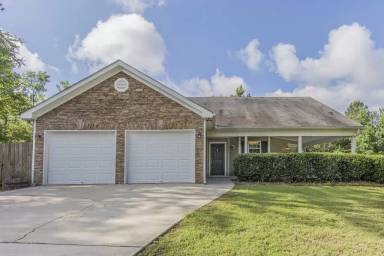 Main picture of 324 E River Bend Dr