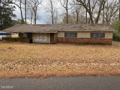Main picture of 103 Sykes Park Cir