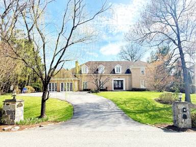 Main picture of 9809 Hall Rd