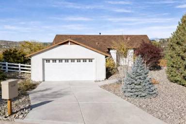 Main picture of 855 Devereaux Dr