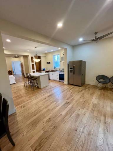 Main picture of 104 Walnut St