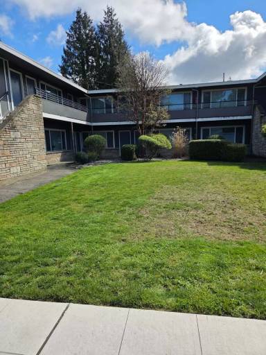 Main picture of 12700 Greenwood Ave N