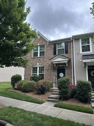 Main picture of 6834 Colonial Garden Dr