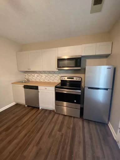 Main picture of 139 Macey Ave Apartments