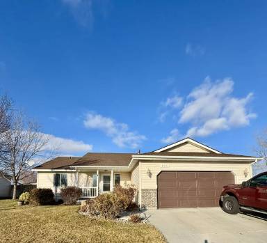 Main picture of 925 Julia St