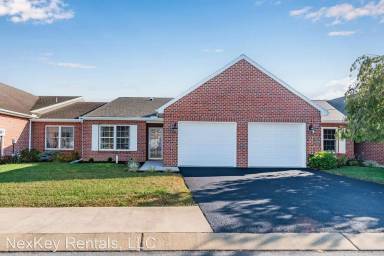 Main picture of 127 Blackbird Ln