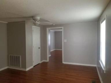 Main picture of 30 Brook Meadow Ln